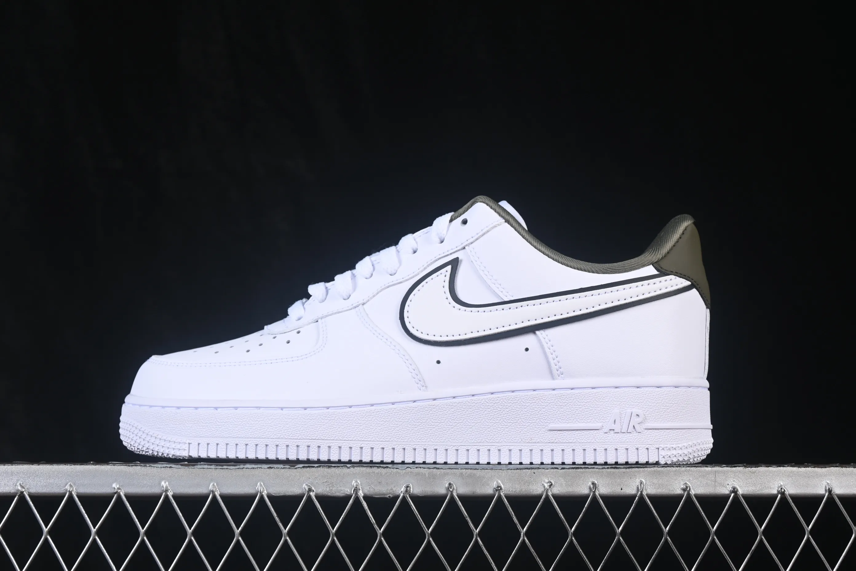 All categories Nk Air Force 1 Air Force series Nk Air Force 1 Low Air Force low-top Nike Air Force 1'07 Low Air Force 1 low-top casual sneakers IO4226-100
